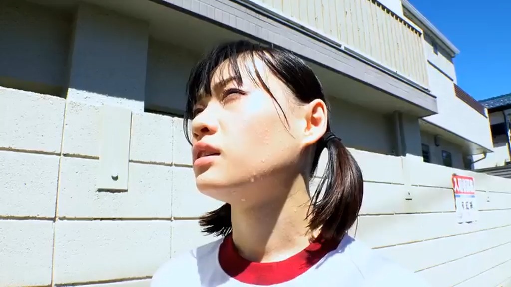 淫臭ムレムレ女子〇生の馨しい体臭M男イジメ 花音うらら 本編動画画像1